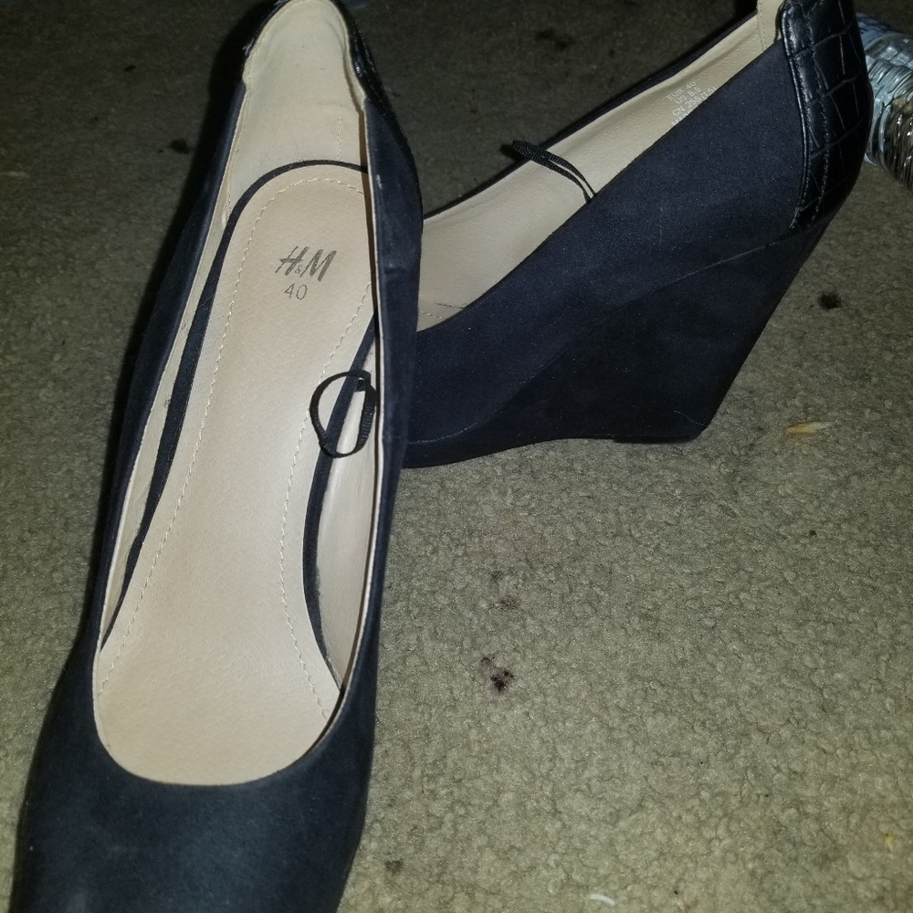 Black suede wedges